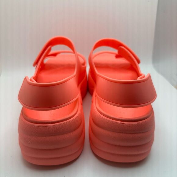 CROCS WOMENS SKYLINE SANDAL PINK WOMENS  7 - RETURN - Picture 4 of 7